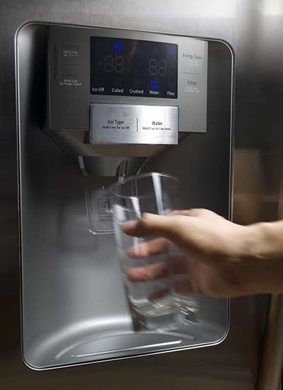 Refrigerator water dispenser repair in Toronto